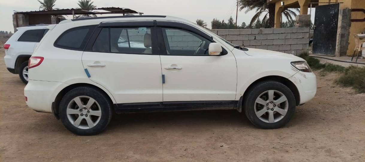 السلام عليكم
سنتافي للبيع. خليجي
موديل2009.   السعر.  140 بيها مجال
سنتافي محرك حجم 3600
فول مواصفات 
سبعة راكب 
سيارة بدون صبغ بدون بارد سيارة جاهزة السونار مرفق مع الصور يوجد صبغ مقدار شبر بدون معجون اثر شخط
 رقم بغداد تحويل مباشر 
للاستفسار. 
***********
***********
