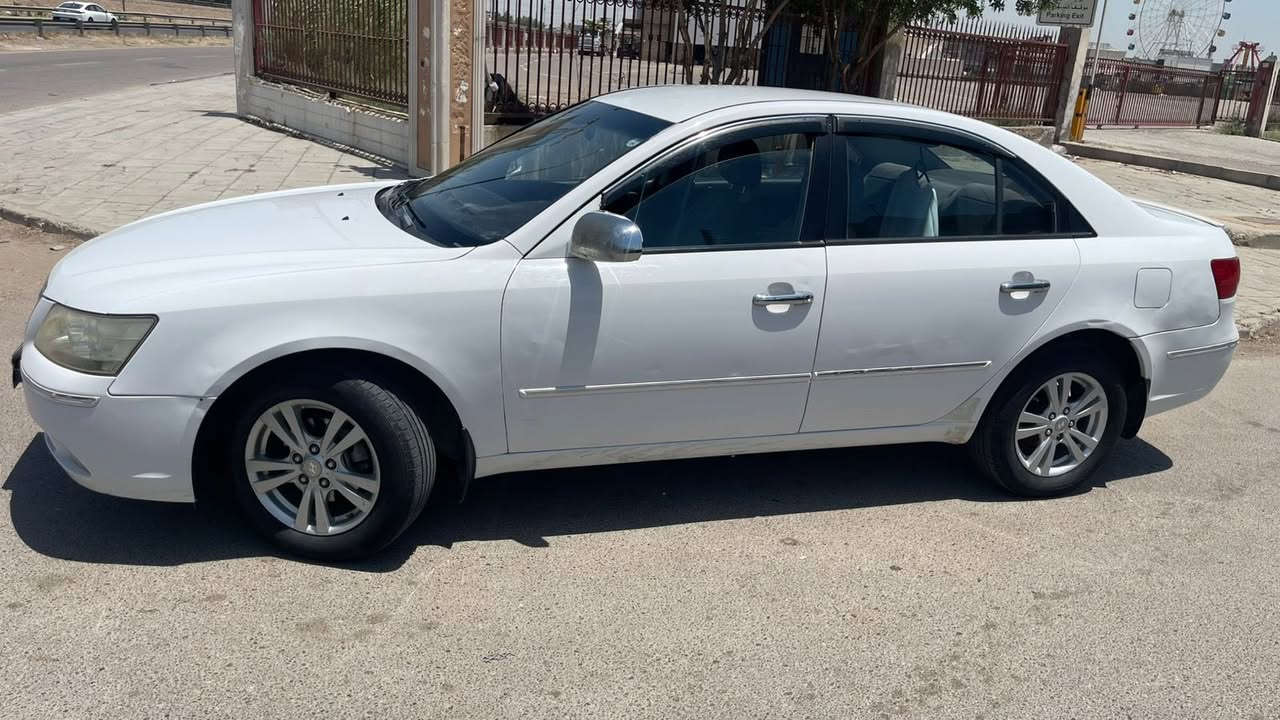 السلام عليكم...
سوناتا 2009خليجي لون ابيض ❄️ 

رقم اربيل دولي تحويل او وكاله 

شرط التحويل والغرامات 

✅محرك4سلندر  دوش ممفتوح شرط لاتبخير ولاتنقيص 

🔴سياره بيها بارد نص جاملق خلفي وبارد بالجاملق الامامي Ⓜ️➡️

تايرات 4️⃣ جديدة 🆕 

صدر امامي خلفي كله جديد 

شرط التحويل ثاني يوم

السعر  115 💸وبيها مجال بسيط 

مكان السيارة بغداد /حي الجامعه  او المحموديه   

رجاءً ما أقفل سعر بالتلفون تعال وتدلل 

للاستفسار ‭0751 683 1871‬

‭0781 633 1874‬
