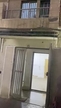 الشعب ديوان شارع ٢٥ • ٥٠م • طابقين