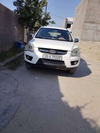 سياره للبيع موديل ٢٠١٠ مكينه بيهه خيط تبخير وكير خير من الله مكينه ٢٠٠...