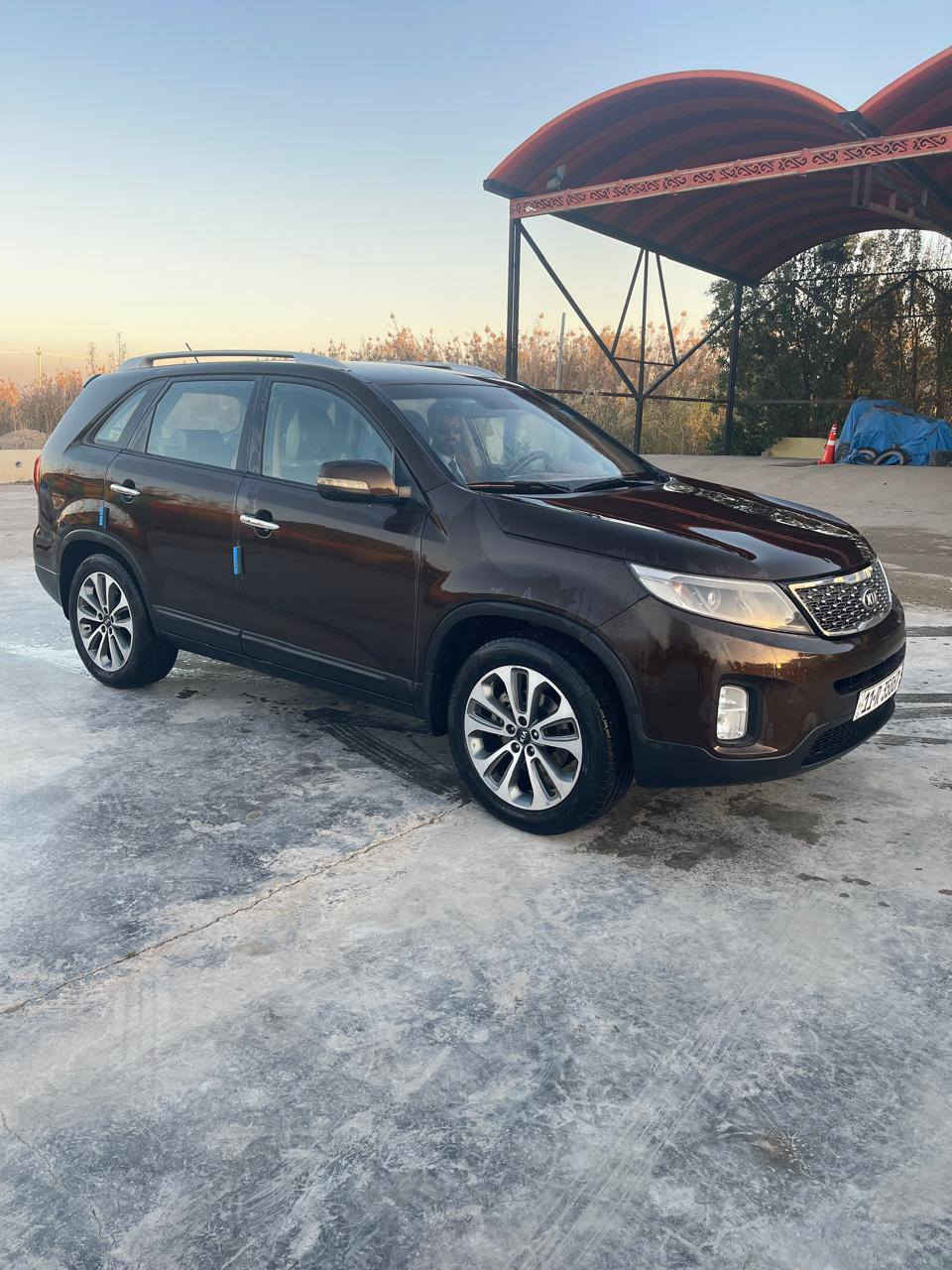 سورنتو موديل 14 خليجيه كلين 
مكفوله من الصبغ والتبديل  فول بصمه//7راكب / 3 قطع تبريد/جلد/حساسات امامي خلفي / /محرك 6 /بردات/شاشه /تبريد ثلج محرك وكير ممتاز جدا جدا //تخم تاير جديد
رقم الجديد بغداد بسمي 

السعر 180 

الاتصال ‏‪0783 256 5635‬‏
