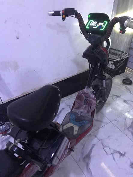 دراجة شحن حجم18مديل 2025سرعته ٨٥حقيقي السعر ٣٥٠وبيها مجال ***********
