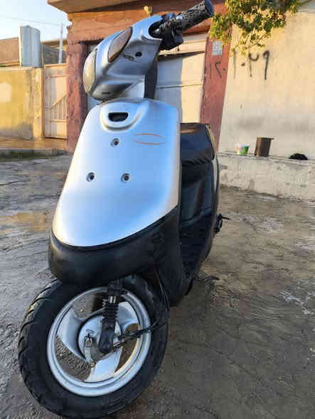 السلام عليكم ماطور بوتين مثل ماشايفين كدامكم سعر 200 وبي مجال مكاني ايمن حي المنصور 0750 853 3277
