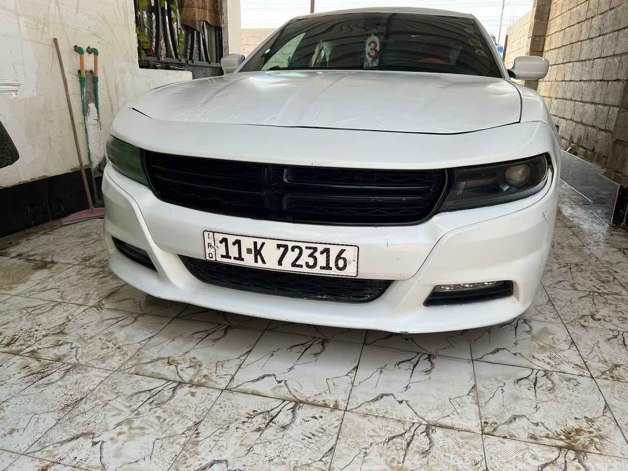 السلام عليكم دوج جارجرsxt موديل 2016 وارد امريكي محرك 6 سلندر حادث بجم وبيها صبغ رقم بغداد بئسمي السعر 175 مكان البصرة 
***********
