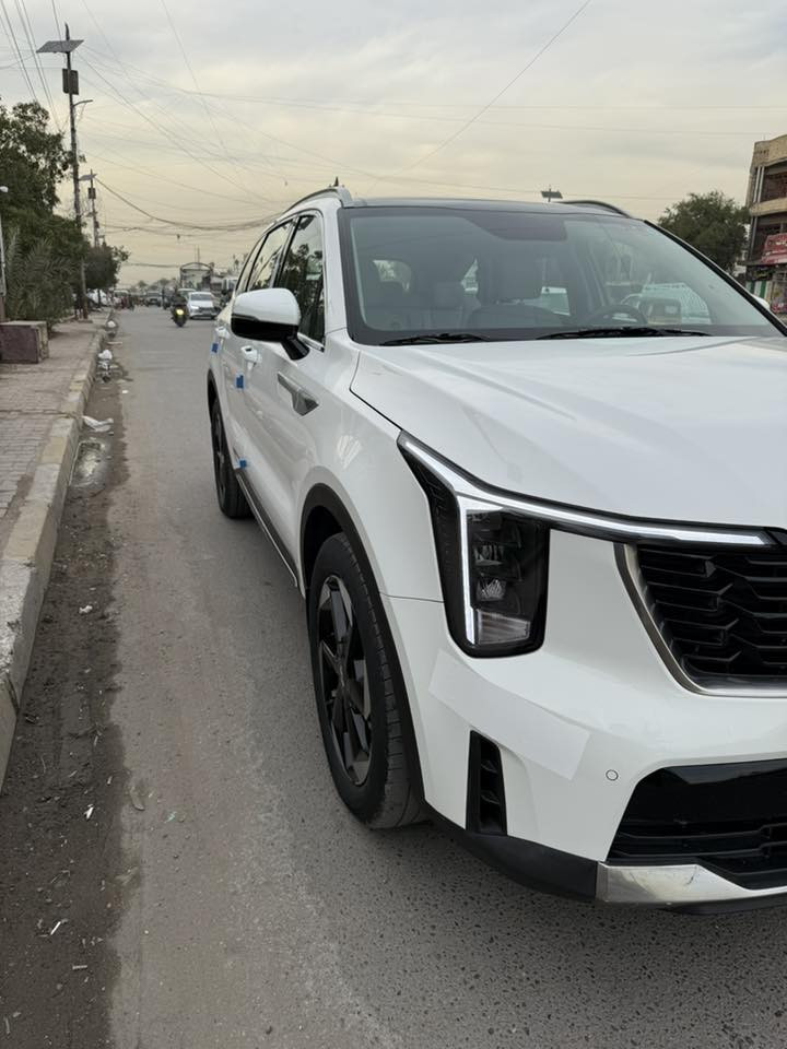 السلام عليكم سورنتو 24 خليجي 
مكفوله رقم بغداد بسمي 
مواصفات 
بصمه 
6 سلندر 
بانوراما 
داتشو 
ويل 19 
7 راكب 
جنطه كهرباء 
مري شفط 
شفتات استيرن 
تحكمات 
شاحن 
سعر 305 
***********
