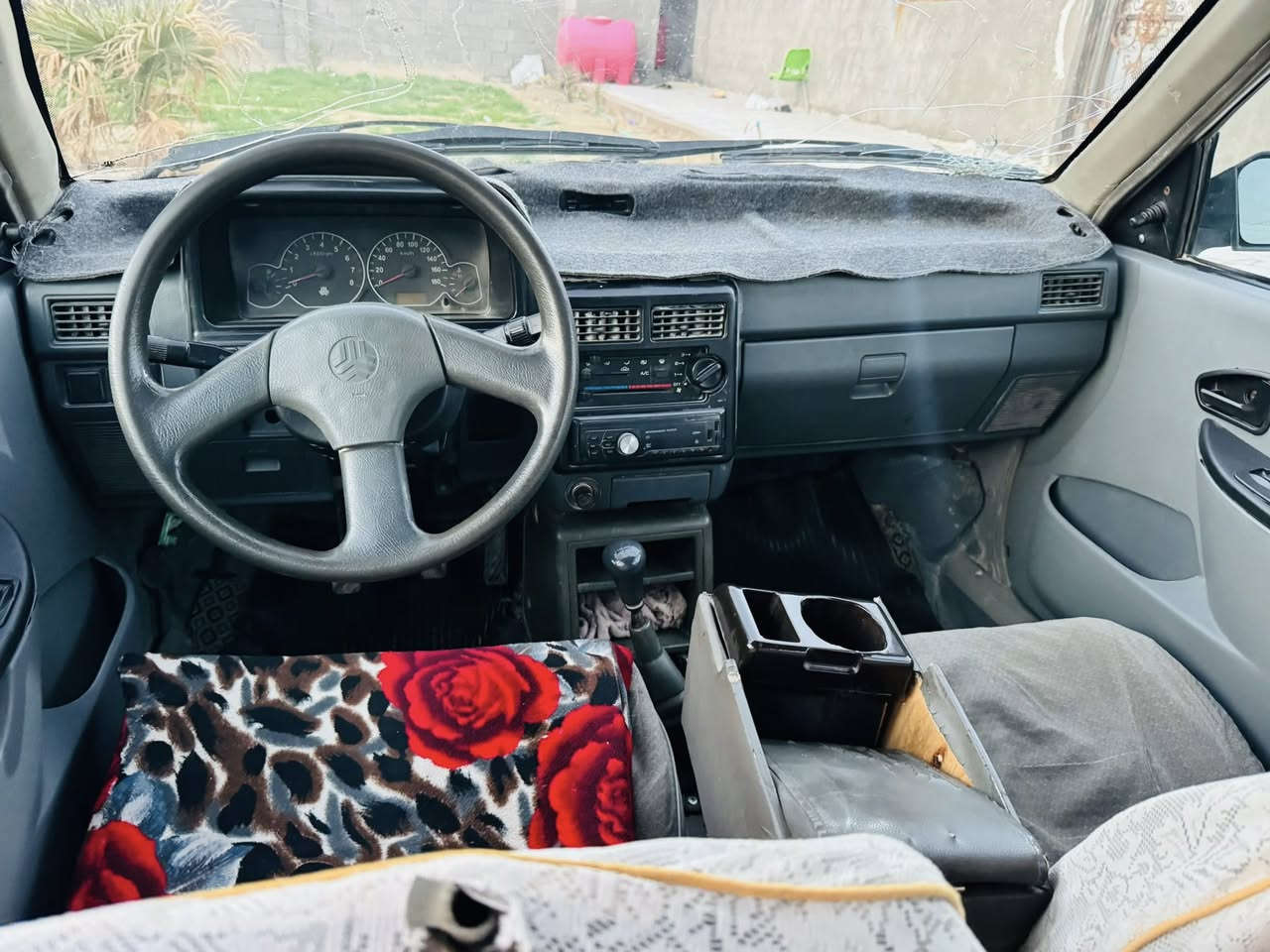 سايبه للبيع المؤديل 2009مكينه وكير حلوات تبريد شغال سنويه منتهيه 2020 السعر 19$ المكان البصره زبير الاستفسار على الرقم***********
