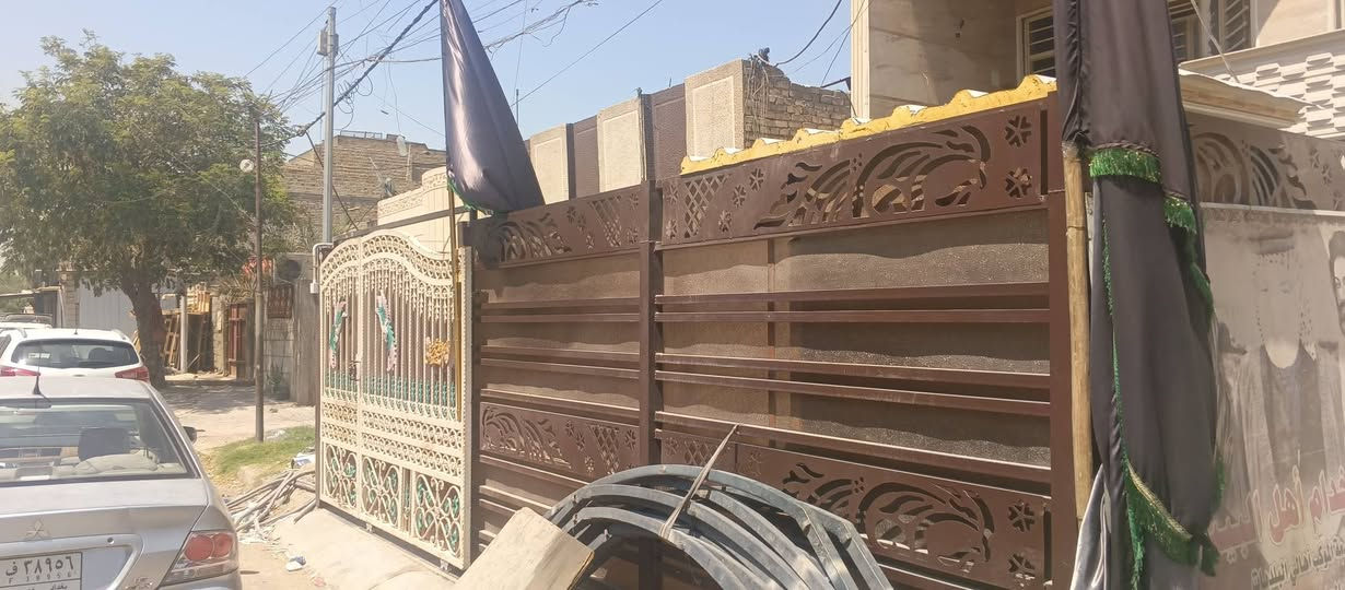 بيت طابو صرف للبيع
مساحة 150. 7٫5*20
على شارع 20 شارع تجاري
أرضية مرمر والواجهة مرمر
بلديات خلف مخازن الاسمنت
***********
