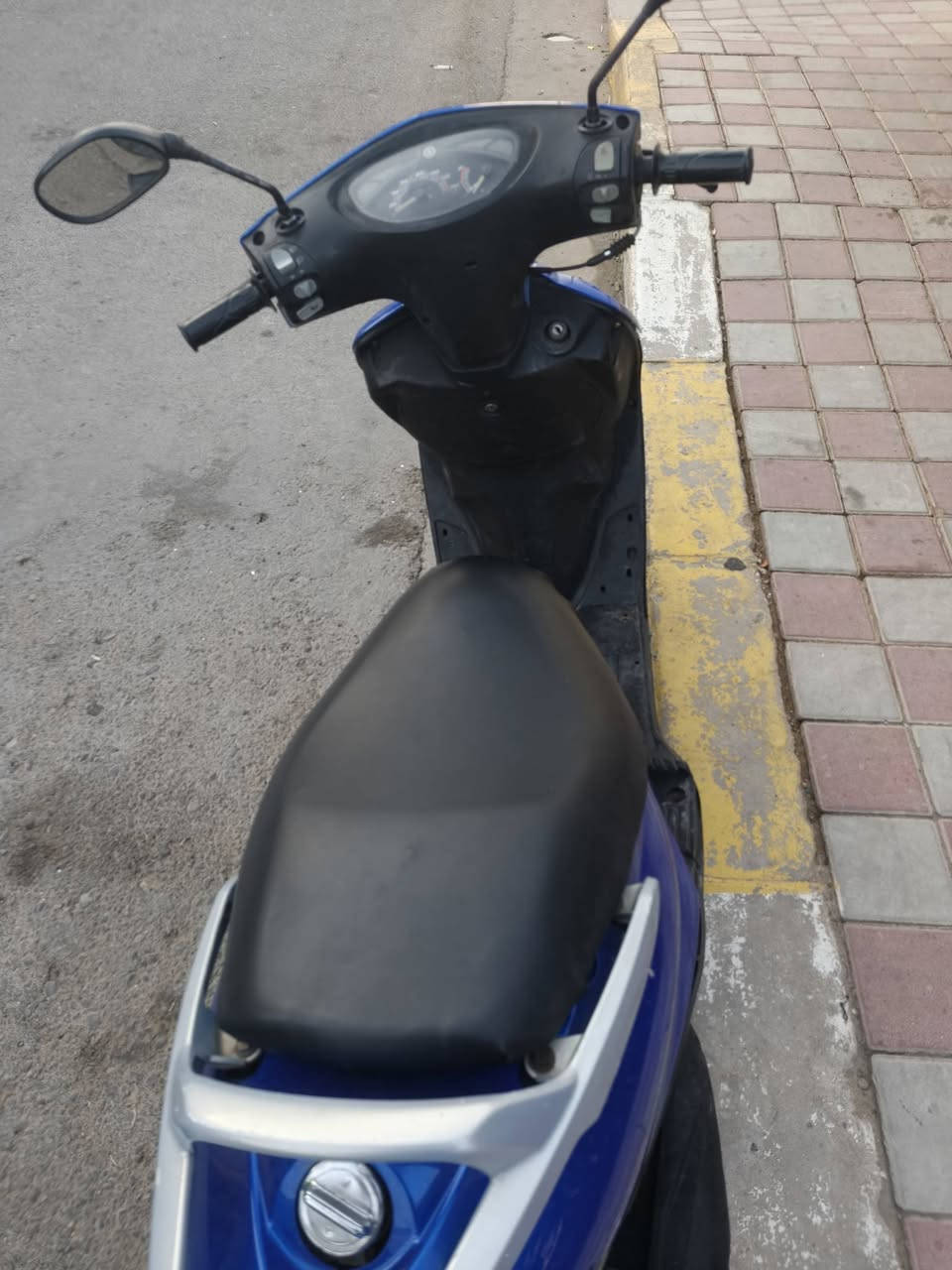 للبيع  ***********
