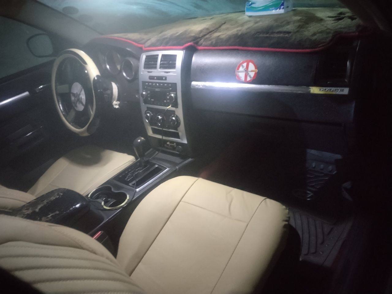 جارجر 2010اصفر ماتخسر عليه ربع دينار جاهزه سياره من كلشي خط بحث حته هويه مال كراج بيه  حداديه 80 كهرباء جاهزه تبريد منضومه جديده رقم مميز
سونار بيه سياره مراوس واذا بيع 90وبيه مجال
***********
