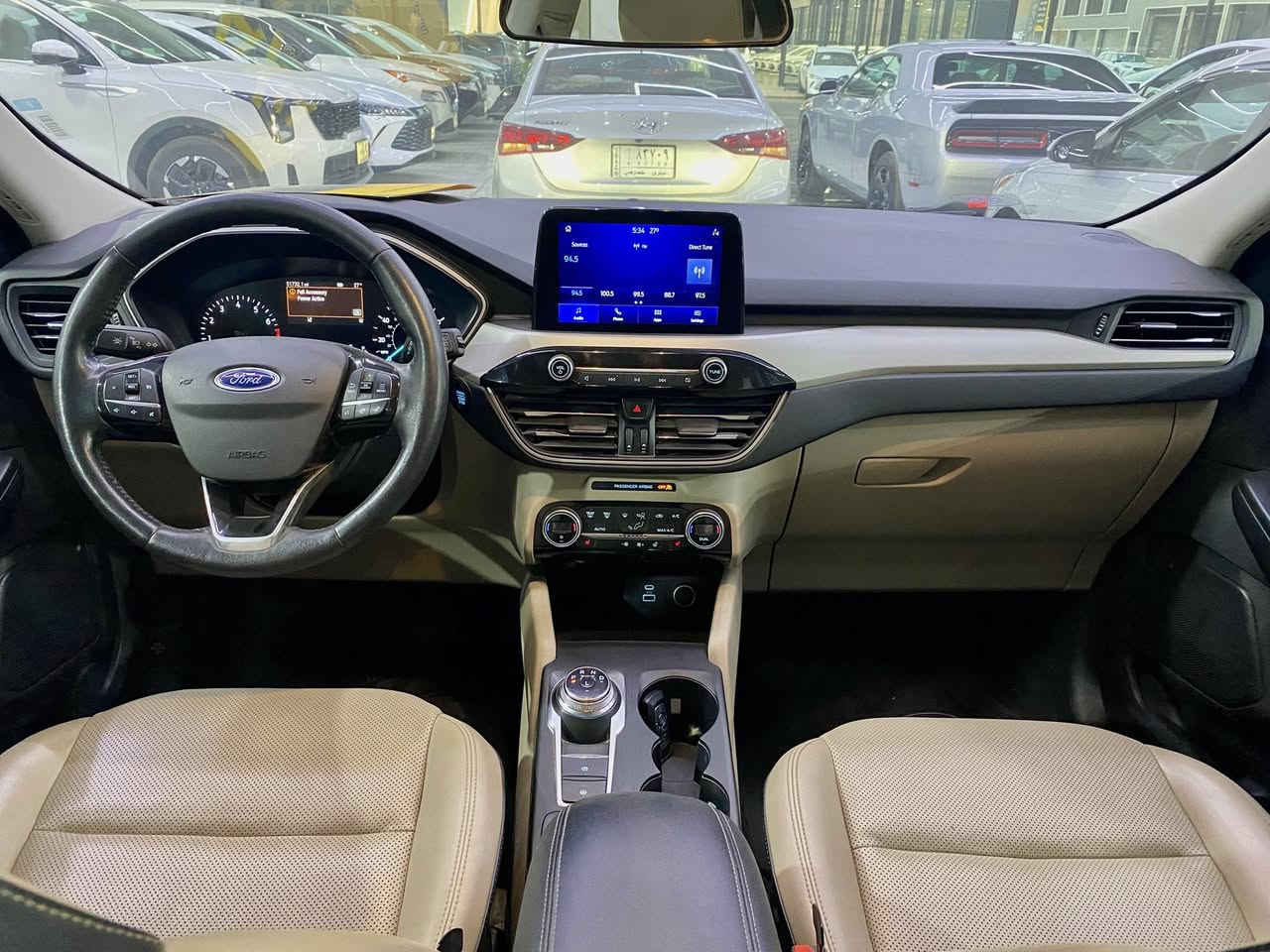 فـورد اسكـيب فوول / #للبيع فقط بدون مراوس
𝐅𝐎𝐑𝐃 𝐄𝐒𝐂𝐀𝐏𝐄-𝐒𝐄𝐋
فورد اسكيب 𝐒𝐄𝐋 فول مواصفات
🔸🔹🔸🔹🔸🔹🔸🔹🔸

🔘الفئة: 𝐒𝐄𝐋 
🔘المحرك: 3 سلندر 1500 توربو
🔘الموديل: 𝟐𝟎𝟐𝟏
🔘اللون: حبري (نيلي)
🔘الممشى: 51 الف
🔘رقم اللوحة: أربـيـل 

📍مكـان السـيارة :- ((( موصل )))

 ✅مرفق صور الضرر + سونار

📌تبديل جاملغ السايق نفس اللون + باب خلف السايق بخ +
 هلال الجاملغ الخلفي صبغ
وبيها اماكن بارد
📌بدون ايرباك 
📌بدون دواخل
📌محرك وكير مكفول
📌لايتات امامية اربع عدسات مال تيتانيوم  اعلى شي
———-—————————
☑️ الــمــواصــفـــات :-

1/تشغيل عن بعد
2/مقاعد وستيرن تدفئة وكهرباء
3/ويل حجم 18
4/تحديد مسار و سرعة
5/كاميرا ورادار امامي
6/سستم ايفون واندرويد(كار بلي) 
7/نظام المفتاح الذكي ودخول تلقائي 
8/نظام إطفاء ذكي
9/ كاميرا خلفية
10/مقاعد جلد
11/انظمة قيادة متعددة 
12/بانوراما
13/صندوق كهربائي
14/اوتو ستوب
15/هاندبريك بصمة 
  🔸🔹🔸🔹🔸🔹🔸🔹

🔺كوبون بانزين موجود

📞للتـواصل /
***********
***********
متوفر واتساب 
او  على الخاص

 ☑️السـعر 138$ مجال بسيط
 
#موصل
—————————————-
