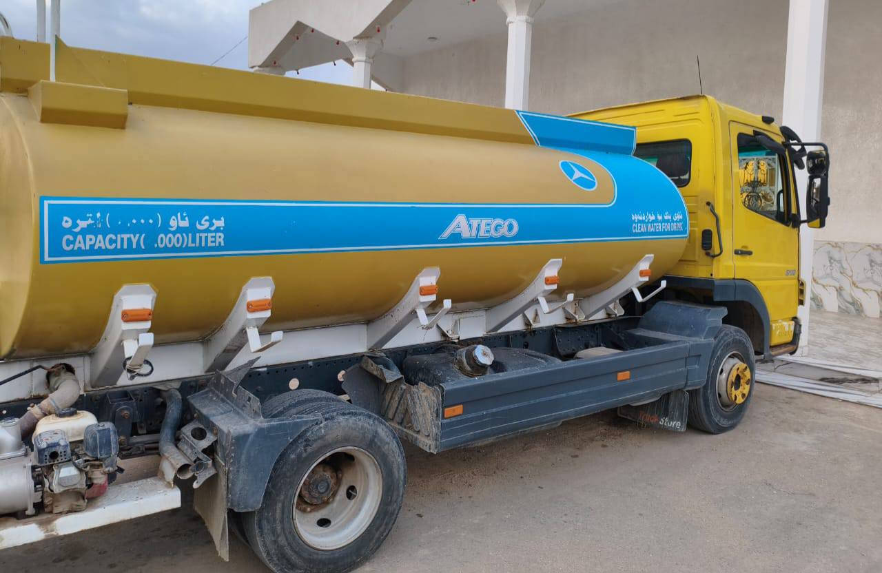 للبيع تنكر اتيكو مديل 2005 6برغي كير عادي تانكي 8طن سياره سبرنك رقم بغداد الماني تحويل ثاني يوم سياره جاهزه للشغل السعر 170وبيه مجال الشراي يتصل مكانه البصره ***********.
