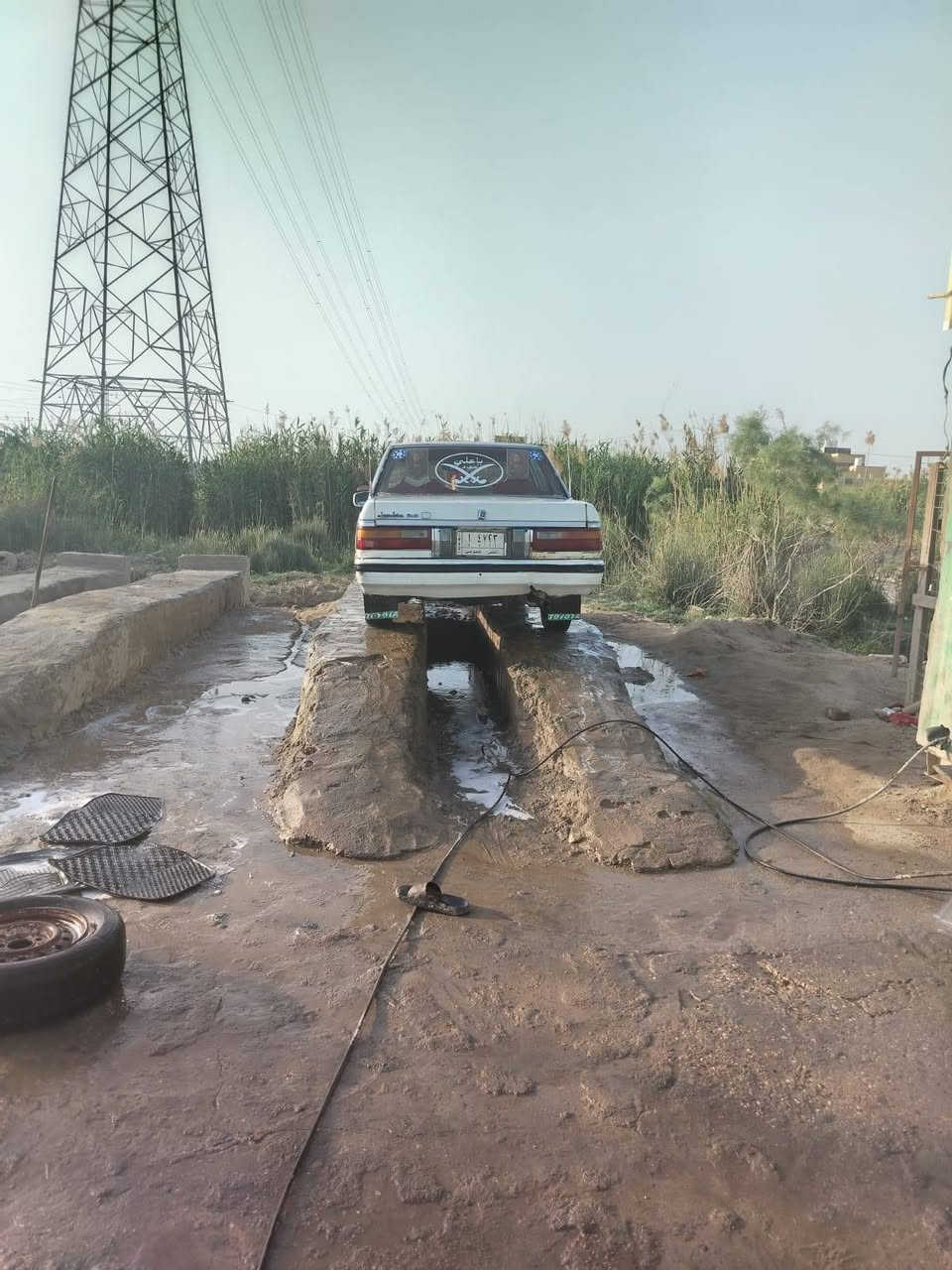 يا الله سلام عليكم  سوبر موديل 86 كفاله عامه سياره كير مكينه خير من الله اطيك بيهن كفاله سنويه 27 بيه وكاله عامه رقم مثنئ مشروع وطني تخم تاير حداديه وسط دواخل حلوه وشوفت عينك تجي تكلب وتشوف السعر 30 وبيه مجال قليل كلش السيارة حلوه كهربائيات جاهزه خاص ماكو ول شراي  يتصل عل رقم راعيه *********** وبخدمت الشراي يأخذ عيونه المكان الناصريه شطره
