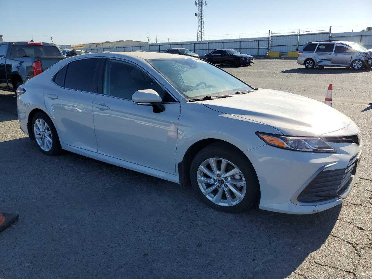 اسلام عليكوم
تويو تا كامري 
2024
موصفات LE
سيارا اماً مي و خلفي و مراية رادار فه تل رادار سيارة 
سيارا  كلين تا يتل بدون صوبخ حه تا دعاميات بدون صوبخ
عنوان سيارا دهوك 
سيارا جاهز من كلشي
رقم شاصي  4T1C11AK0RU208669 

***********…..اتصال.    

***********واتس آ
