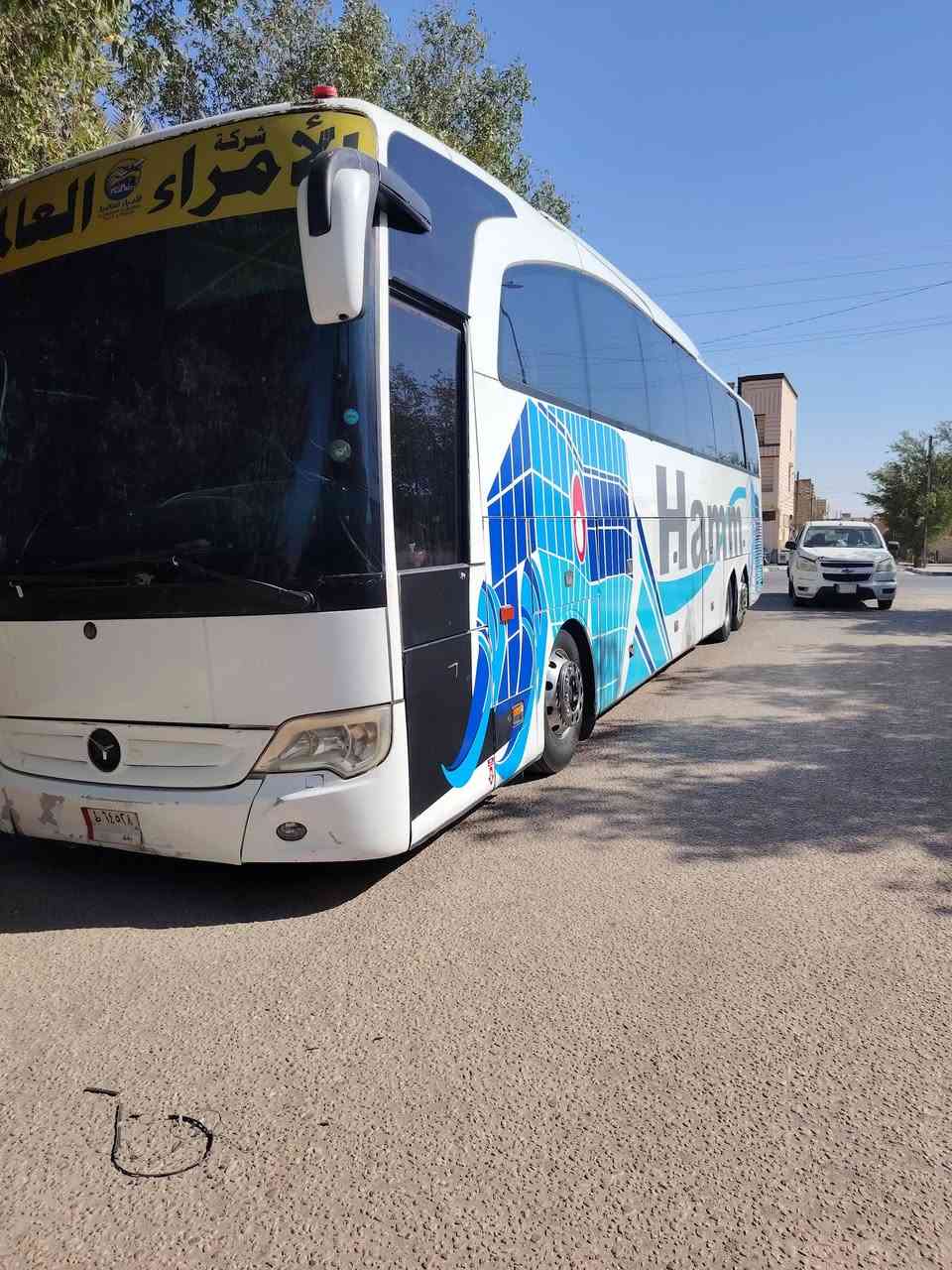 ترفكو ٢٠١٥واقع حال مفحوصه باقي ع الكمرك حداديه جديده تبريد حشوه ٧مراوح كشن قبضتين ٥٨نفر للبيع او مراوس بسياره صغيره سعر ٥٢٥ ***********
