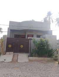 بيت للبيع مساحه 200 متر قرب شارع المركز زراعي سند 25 الهاتف 0776612335...