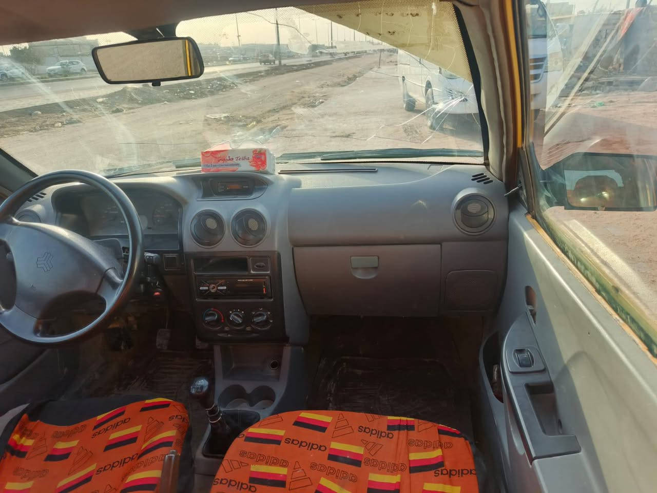 سلام عليك سايبه دمعه موديل 2012
سياره جاهزه دوخل وكشر كهربايات مسجل حداديه كله جدد
سياره حلوه بس بيها خيط بخار قليي رقم احمر. اصولي وسنويه موجوده وكتبه عن كلشي السياره مكانها نجف حيل العسكري مدارس ***********رجان مكلف مكلف بنشر السعر 10ورقات وبيها مجال حك جيه
