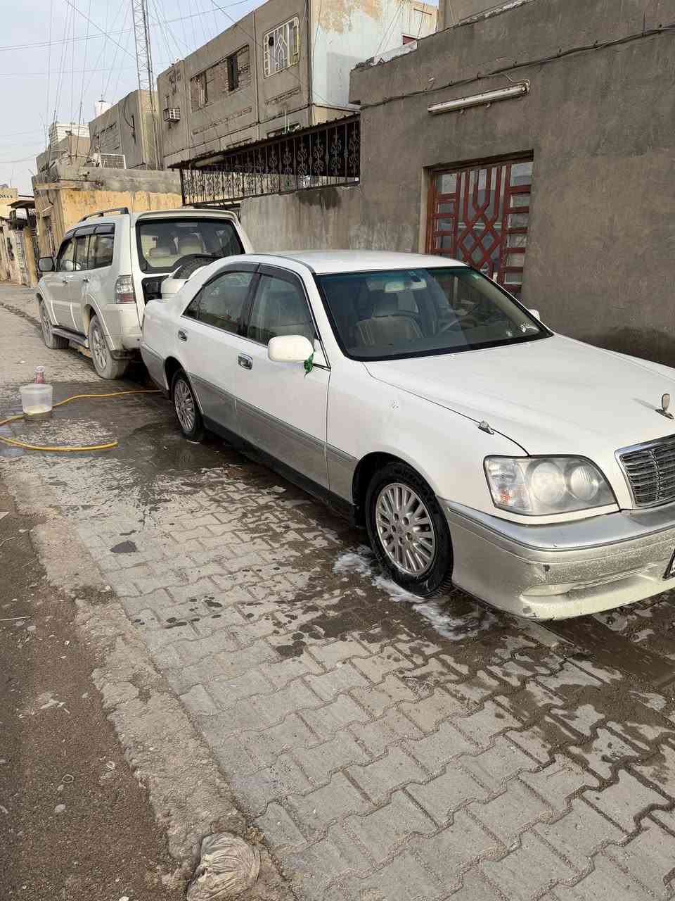 السلام عليكم جنون موديل 2002مواصفات دكمتين برده كهرابائيه عينه ليزريه شاشه كهرباىيات كله جاهزه محرك VVTفيشه وكلاص سياره ادوات بيه كصه قماره فقط بيع او مراوس مكانها بصره السعر 42وبيه مجال للستفسارهذا رقمي***********
