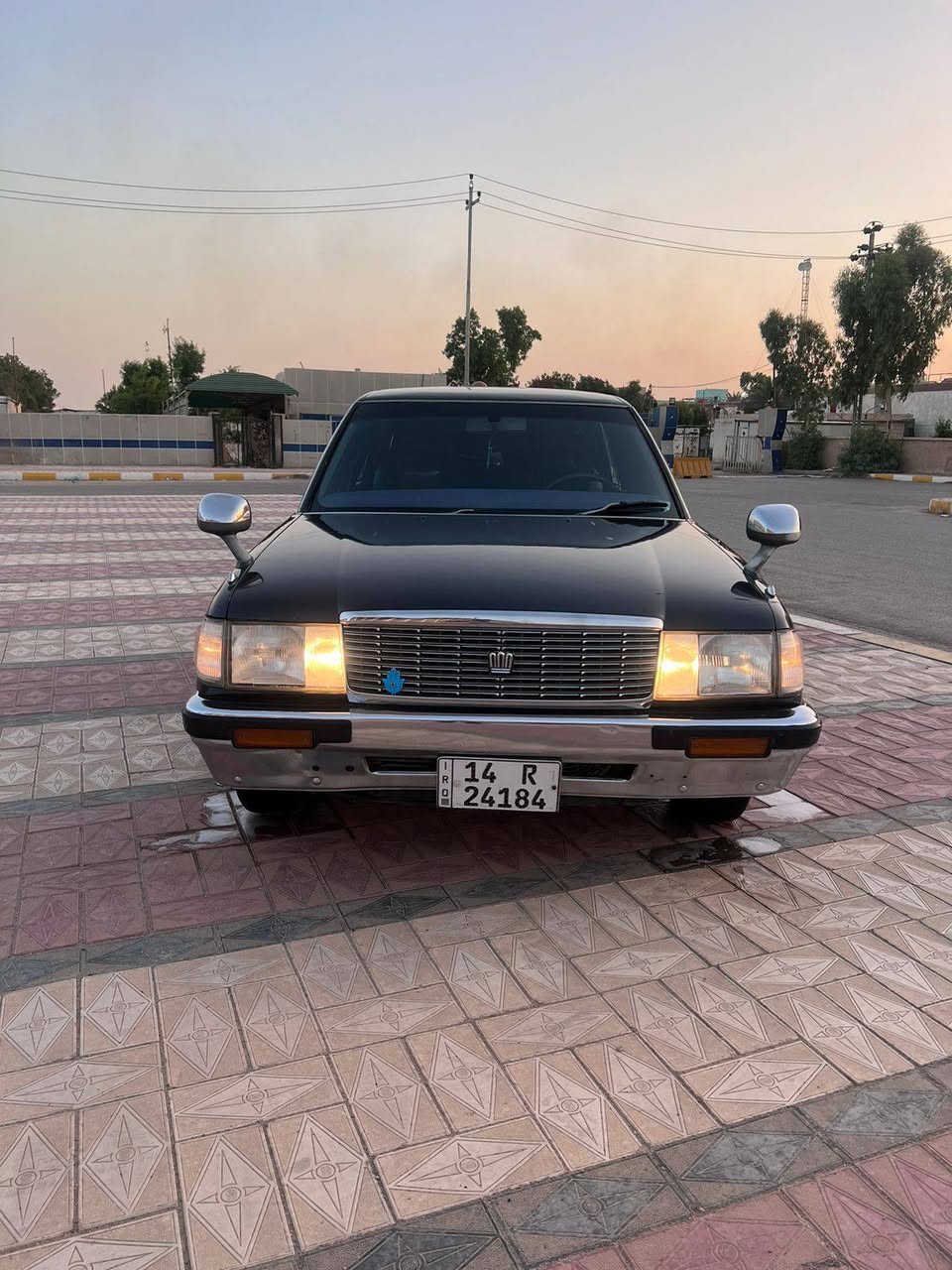 سلام عليكم ارنب ديلوكس كصيف سياره مكفوله من ضربه وكص ونغل وكلبه وعيب شرعي وباقي كفاله جاهزه مكينه وكير وحدايديه وتبريدثلج كهربايات كله شغاله رقم بصره نكليزي  سنويه 31جديده مكاني     ناصريه المركز  سعره 72وبيه مجال***********
