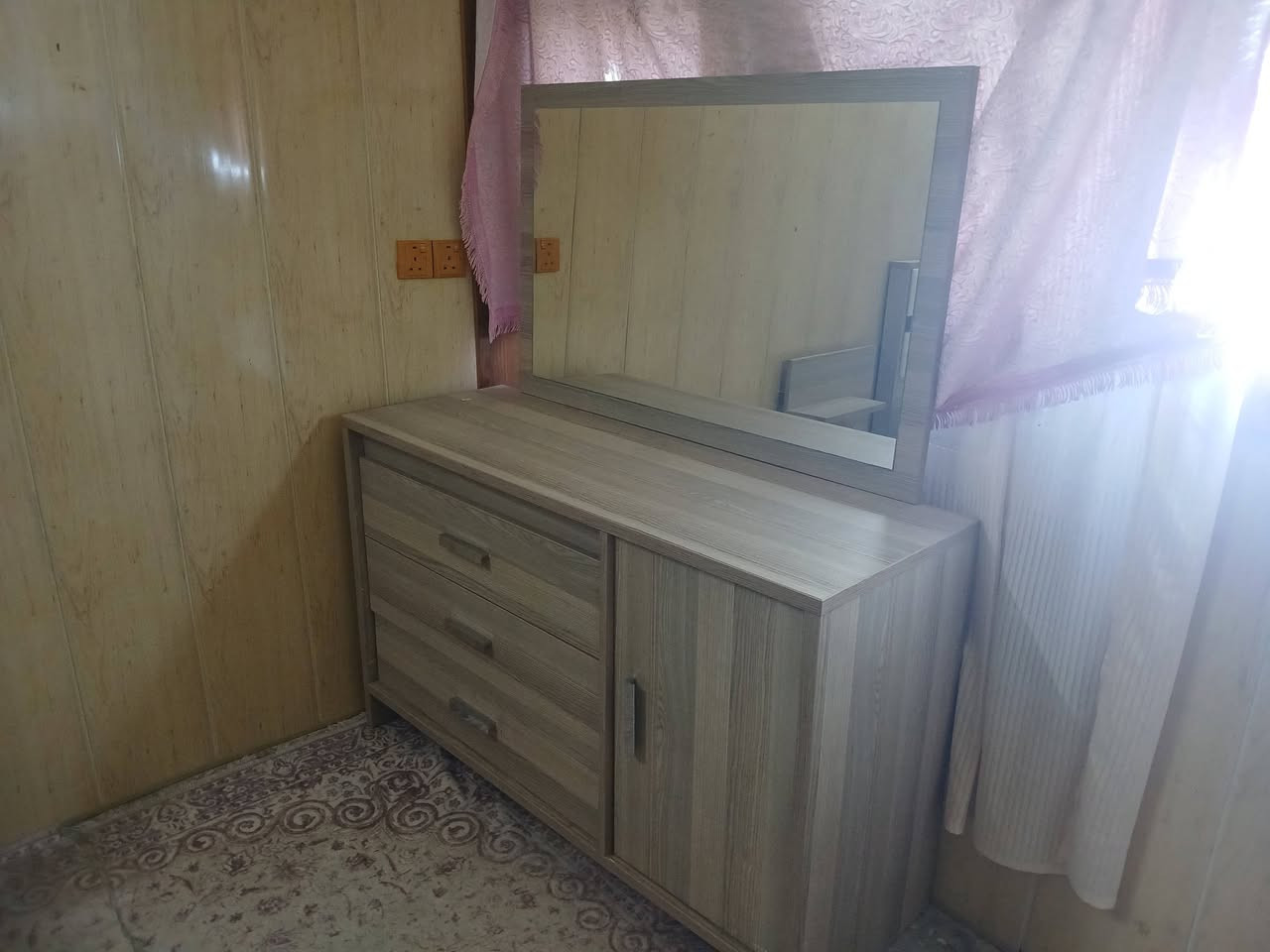 ئه م ژور نوستن بوفروشتن توركي نرخي ٢٦٥ معامله ***********
