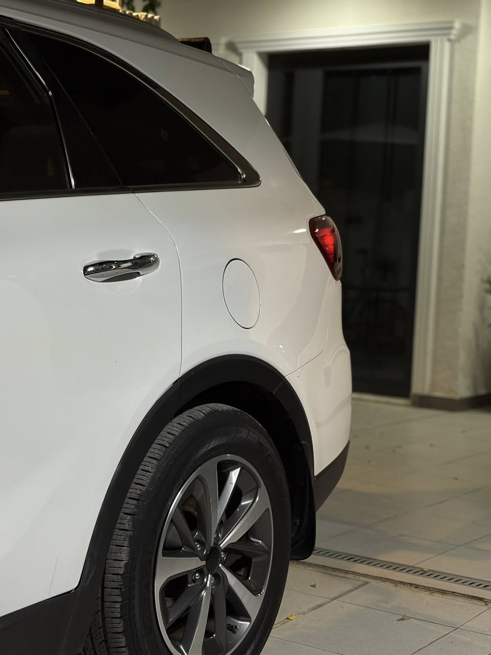 سلام عليكم
النوع الصنع:كيا سورنتو 

الموديل :2020

الحادث :ثلاث قطع

اللون :ابيضّ صدفي  

المواصفات :

1:بصمه

2:شاشه جبيره 

3:كشنات جلد 

4:سبع مقاعد 

5:تدفئه جميع الكشنات 

6:بنرامه 

7:خمس كامرات 

8:سياقه الليه 

9:تحديد مسار 

10:شاشه جبيره 

11:فور ويل

12:خمس انظمه قياده 

13:تدفئه ستيرن

14:شحن واير ليس

15:صندوق كهرباء 

16:بصمه أبواب إماميه 

17:حساسات إماميه 

18:حساسات خلفيه 

19:ثلاث قطع تبريد 

20:أشاير بالمري 

21:يدات نيكل 

22:لد امامي وخلفي 

23:تحكم ستيرن 

24:كير 8نمر 

25:مري شفط 

26:سايد بريك بصمه

27:كشنات كهرباء 

28:كشنات خزن ميموري 

29:توقف الي والسير الي

30:نقطه عمياء

31:اوتو هولد 

32:رادار امامي 

33:رادار خلفي 

الموقع :بغداد اليرموك 

للاستفسار اكثر :اتصل.   ***********
