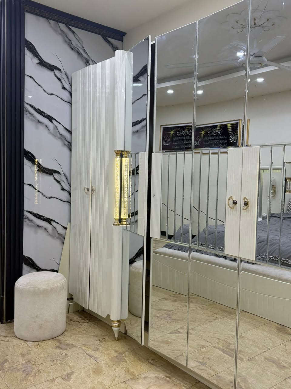 بيع غرفه نوم جديده 11 قطعه السعر مليونين


**إذا كنت صاحب هذا الإعلان وتريد حذفه لأي سبب، رجاءا أرسل رسالة إلى الدعم الفني**