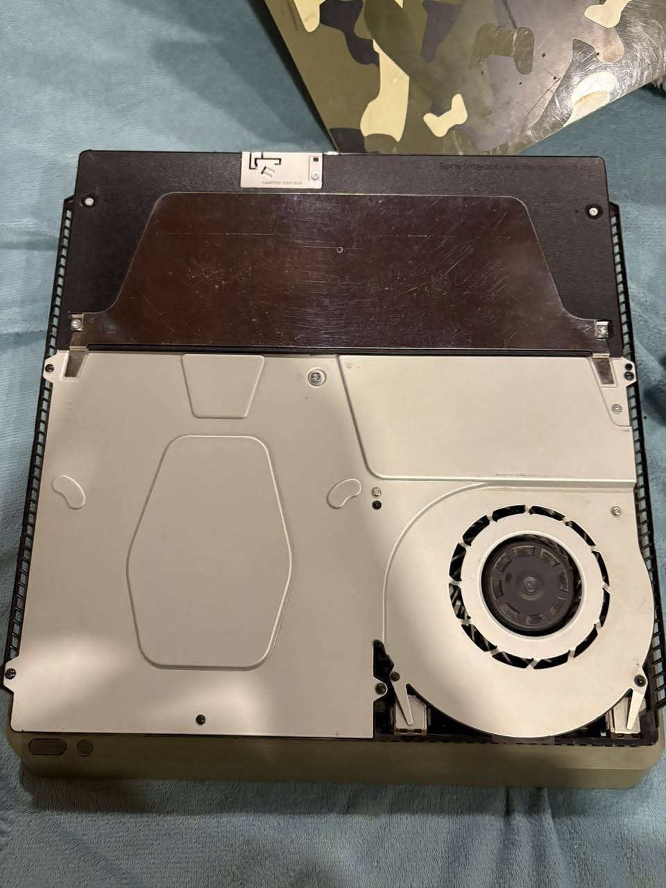 بلي فور سلم مهكر متكون من 2يدات اصليه مع يوبي اس البلي لا  مفتوح ولا مصلح شرط الفحص رقم الهاتف *********** واتساب
