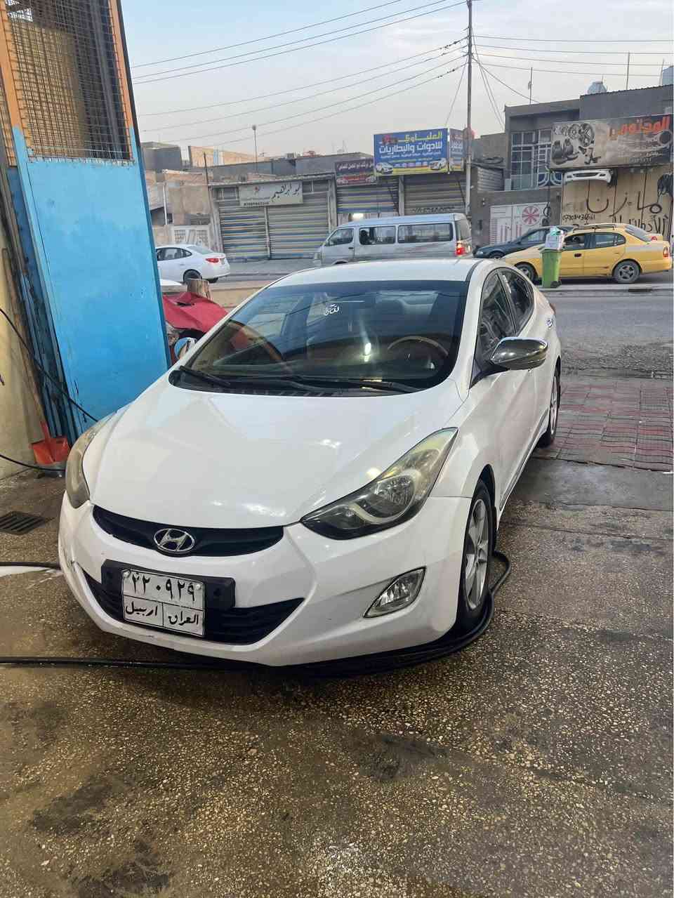 النترا خليجي 2012موديل 
تحكم إستيرين 
خمسه ويل كب 
وكاله باسمي السياره باسم كردي
بيها الحامله الخلفي متواصل للحوض وبيها شبر بارد بباب السدرمكينه وكير خير من الله السعر 98 وبيها مجال للشراي 
*********** النجف / الكوفه النجف, العراق
