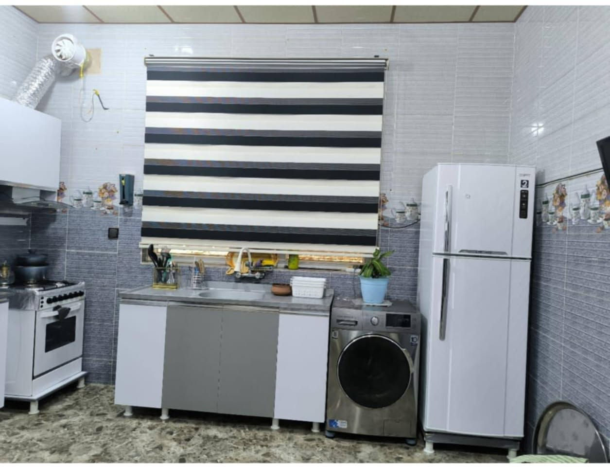 كاونتر للبيع نوعيه MDF نضيف كلش كاونتر 3متر وسنك متر ونص. للاستفسار ***********
