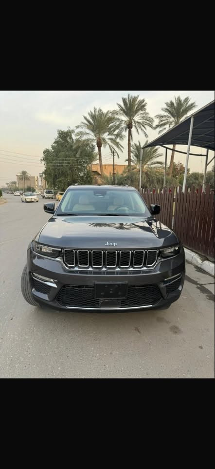 للبيع جيب كراند شيروكي لمتد 2022 الشكل الجديد 5 راكب / وارد امريكي 
 
مواصفات ال لمتدد معروفة فول عدا الفتحة ،، داخل بيجي ، كير ماوس ، وكشن كهرباء وتدفئة وميموري خزن  وحساسات ، رادرات كاملة . بصمة تشغيل عن بعد.

بدون ايرباك يعني ولا ايرباك طاك
ماشية 74 الف ميل

الحادث  موضح بلصور تبديل بابين اصلية مال تفصيخ نفس اللون + جاملغ
مرقمة رقم بغداد
سعر 240 ورقة

عنوان بغداد حي جامعة
واتساب
***********

