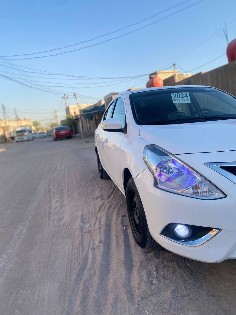 بيع او مراوس نيسان سني مصري موديل 2024 فول مواصفات شاشه كاامرا حساسات اشاير بالمري ييدات نيكل تبريد قطعتين تحكم استيرن مكينه كير حداديه تخم تاير كفالة بيها قطعه وحده صبغ بدون داخل جاملغ امامي فقط وباب خلفي بارد فقط رقم اربيل جديد تحويل او وكاله جاهز ماشية ٨٠ مكانها نجف كوفه السعر ١١٠ بيها مجال 
***********6
