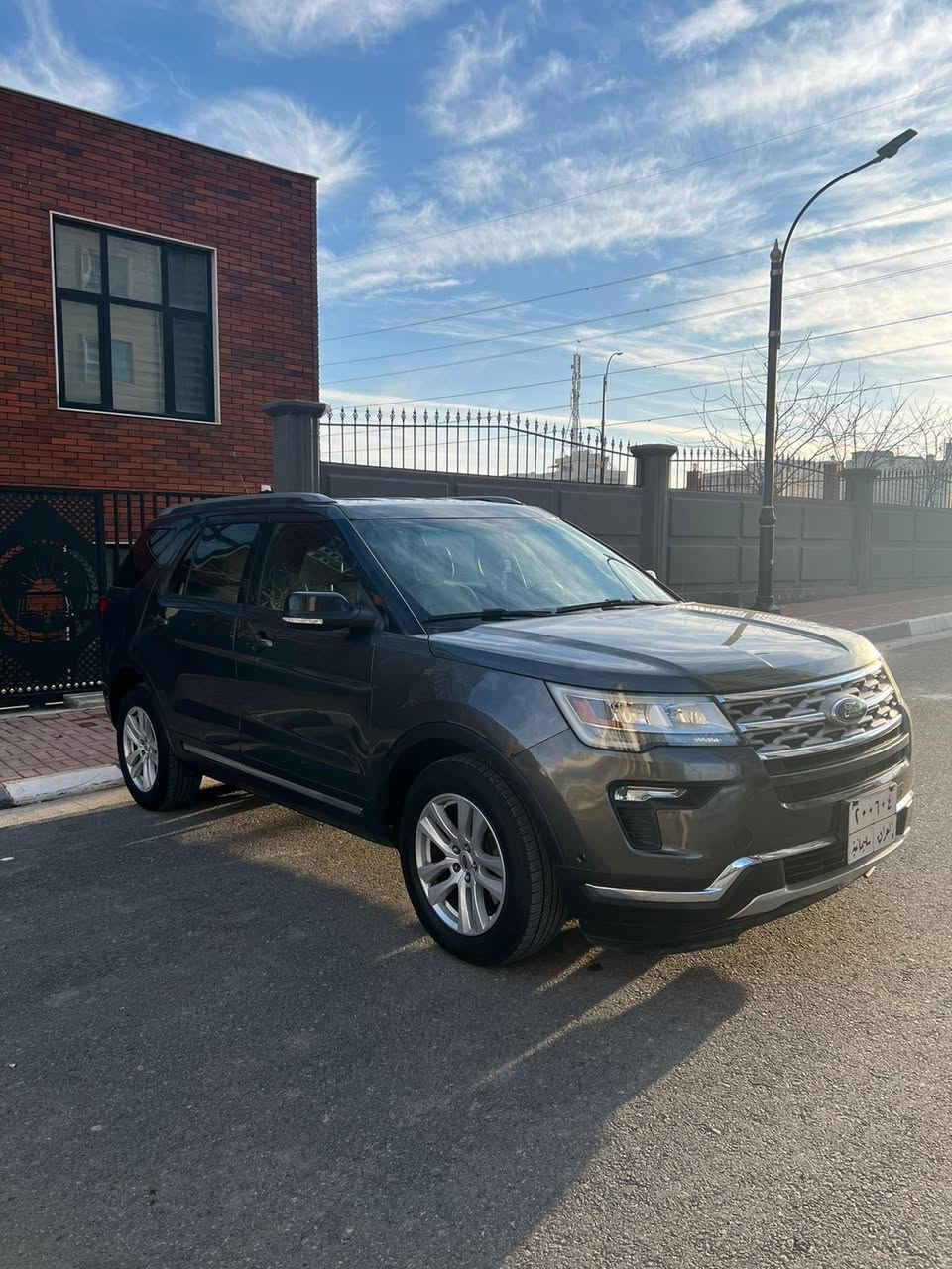 ⚜️FORD EXPLORER XLT 4WD 2018⚜️

💠زیانی ئۆتۆمبێل◀️كلین تایتڵ بێ بۆیاخ تەنها پەڵەیەك ساردی هەیە.

💠مۆدێل 💢2018💢

💠بزوێنەر 💢٦ پستۆن ٣٥٠٠

💠هێزی ئەسپی٣٠٠ ئەسپە🐎

💠ماوەی ڕۆشتن💢170،000💢

💠تابلۆ💢ڕەقەم سلێمانی💢

💠مواسەفاتەكان

▪️گێچ ئەلكترۆنی
▪️شاشە گەورە
▪️كوشن  گەرم
▪️سوكان هیتەر
▪️ڕاداری پێشەوە
▪️ئاوێنە كارەبای و ڕادار
▪️ئاوێنە ئیشارەت و هیتەر
▪️كوشن جلد
▪️ئەوتۆ ستارت
▪️كامێرای دواوە
▪️حەساسی پێش و دواوە
▪️بەسمە و شەغال
▪️٤ مۆدی لێ خوڕین
▪️كوشن كارەبای
▪️سندوق كارەبای 
▪️ئاوێنە ئیشارەت

‏🔹 1FM5K8D8XJGA21246

📞 0772 645 6464 📞
