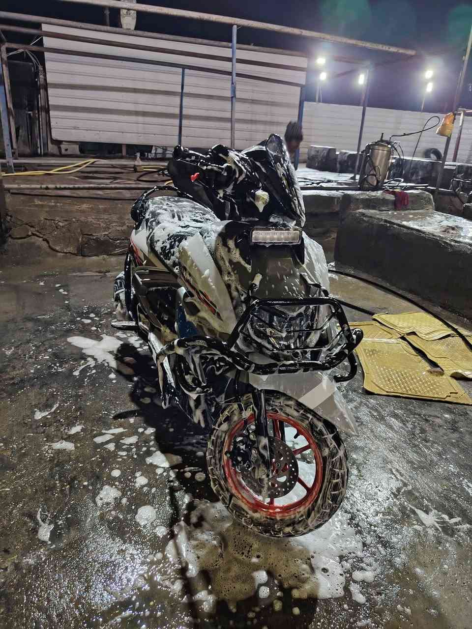 زت ار 24 للبيع ماشيه 2500  دراجه جديده  بل حساب زيروو للستفسار اتصل *********** 
السعر خاص ال مو شراي ليعلق ولا يتصل ولا يستفسر
