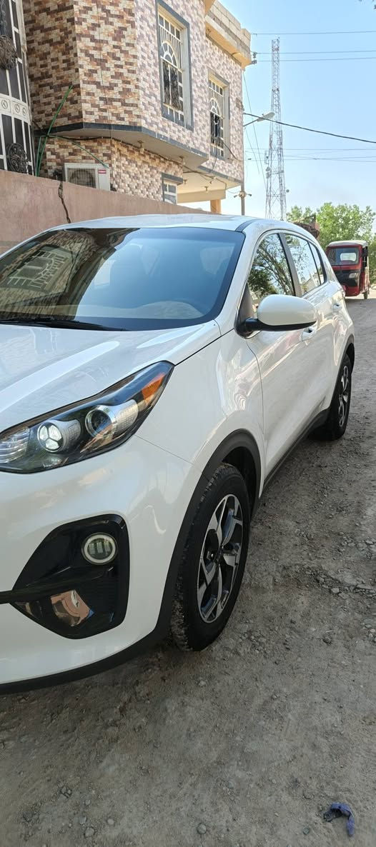 سبورتج موديل 20 وارد بصرة حرة بأسمي رقم انكليزي الجديد.

مواصفات نص فول نظيفة جدا استخدام شخصي صيانة دورية

حادث السيارة بامريكا بدون ارباكات بجم كبس تبديل باب صندوك بدون ضرر داخلي

وبالعراق مصبوغ دايرة الجاملغ الخلفي السعر 163$ مكلف بالنشر 

اتصل يصاحب السيارة الرقم

*********** القرنة, البصرة
