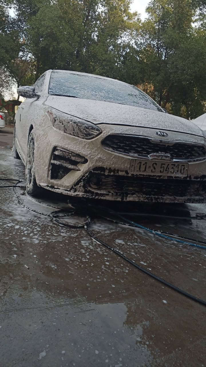 سلام عليكم سياره كيا فورتي موديل 2020 جي تي لايين فول عده الفتحه مكينه 2000 دوش كير مكينه خير من الله صدر امامي خلفي بحاله جيده رقمها بغداد الجديد باسمي تحويل ثاني يوم السياره هذا حادثها بس من أمريكا غير الحادث بامريكا مابيها رجائا شوف الصور مو تكلي شبيها السياره مكانها بغداد الجديده سعر 120 وبيها مجال كلش بصيط رقم ***********
