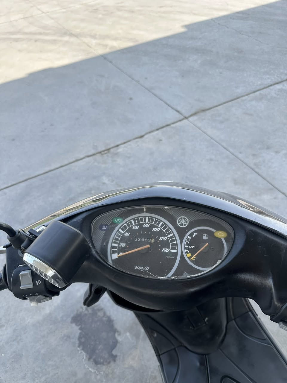 سلام عليكم للبيع دراجة بريز نوزل الدراجة نضيفه كلش و مابيهة نقص كلشي شغال محرك 
السعر :650بيهة مجال بصيط
رقم :***********
