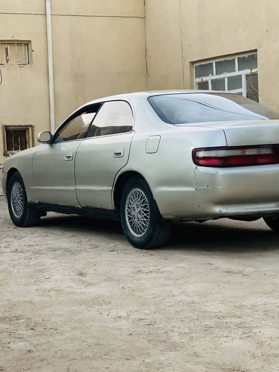 شيسر للبيع مكان ذي قار سوق الشيوخ مكينه وكير ونجي تبريد كهرباىيات كلهه جاهزهه  سنتر لوك استفسار ***********
