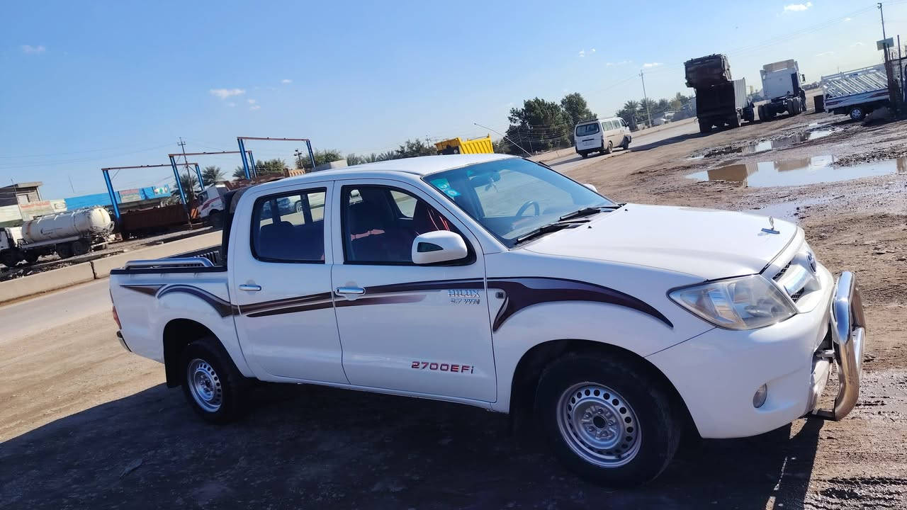 فلاونزة 2006 كير عادي
رقم بابل
شاشة
كامرة خلفية
هزة جديدة
بأسمي
السعر 135
المكان بغداد المعامل شارع السياحي
الرقم ***********
