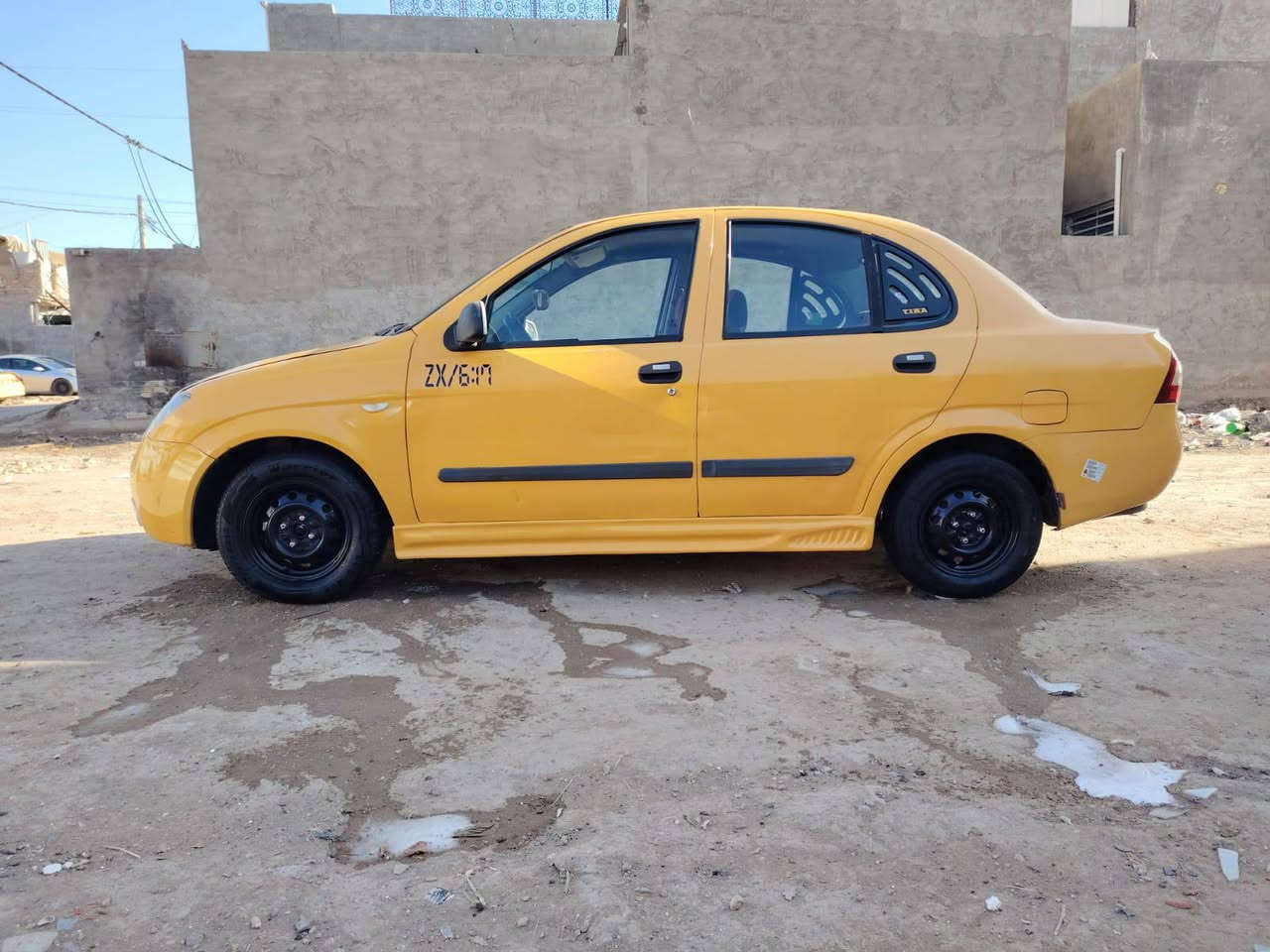 سلام عليكم للبيع طيبه موديل 15 كما موضح بالصوره مكينه كير خير من الله سنويه 28 هزه جديده مصفره هيئه غرامات سياره جاهزه من كلشي فقط تبريد  ميشتغل السعر 35 وبيها مجال بسيط 
***********
