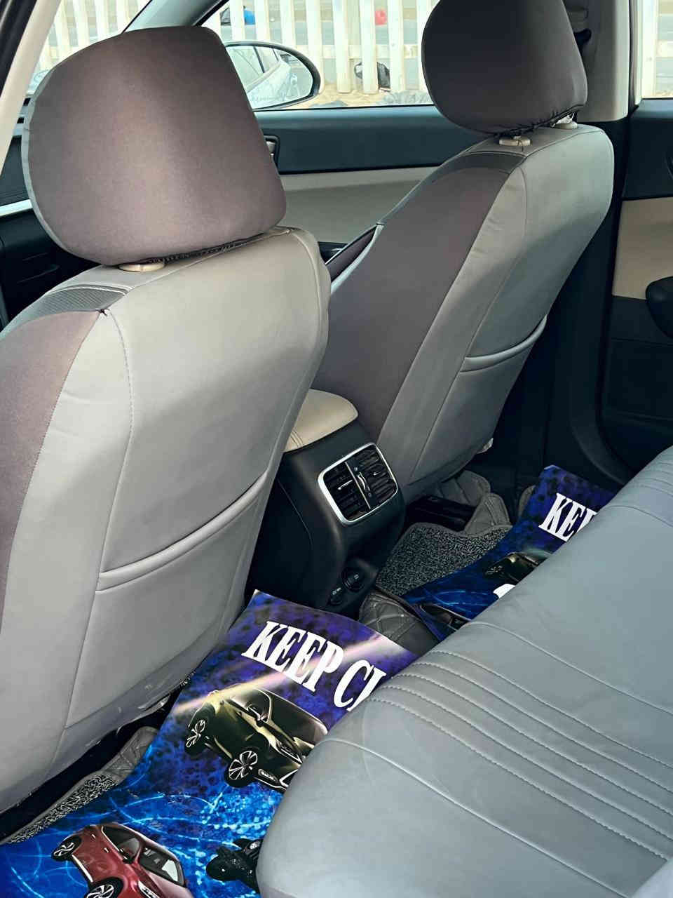 كيا اوبتيما 2019 خليجي رقم ذي قار الجديد السيارة مكفوله كفاله عامه ضربه وصبغ وتبديل وبارد موصفات الشركة الدولية 
محرك 2400 حساس امامي خلفي شاشة جبيرة تحكم فول مريات شفط سبير مانازل 
ماشيه 87 حقيقي 
السعر 198 وبيها مجال الشراي يتصل وبلخدمه ***********
