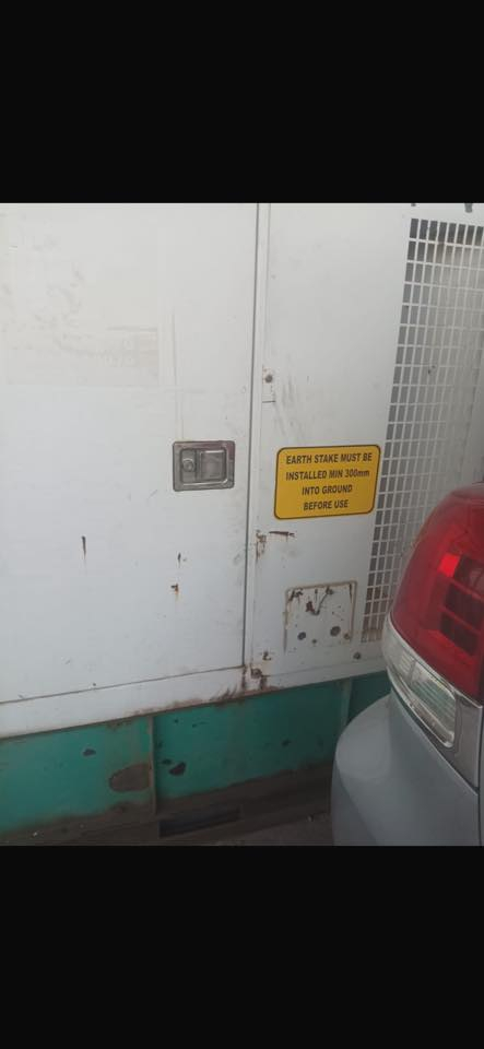 مولد 125 kv وارد كاتم استعمال قليل جاهزة من كلشي شاشة اعطال تغشيل  ذاتي نظافة فول ***********
