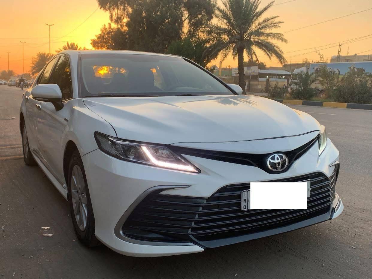 السلام عليكم
تويوتا كامري 2018 محدث 2023 (هايبرد) 

خليجي تكسي دبي 

صبغ عام اصل ابيض 

نظيفة جداً السيارة 

كير محرك نضيفات 

بصمة بلادى لمس 

شاشة لمس 

كامرة

حساسات

تبريد قطعتين 

تخم تايرات جديد

كشنات جلد لون احمر  

نقاط عمياء

اشاير بالمري

تحديد مسارات 

سايد بريك دكمة

اوتو هولد

السيارة مرقمة بغداد وبأسمي

للأستفسار ***********

