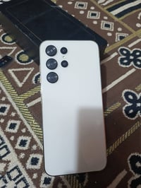 شبيه S25 الترا • ٣٢ • سوبر اموليد