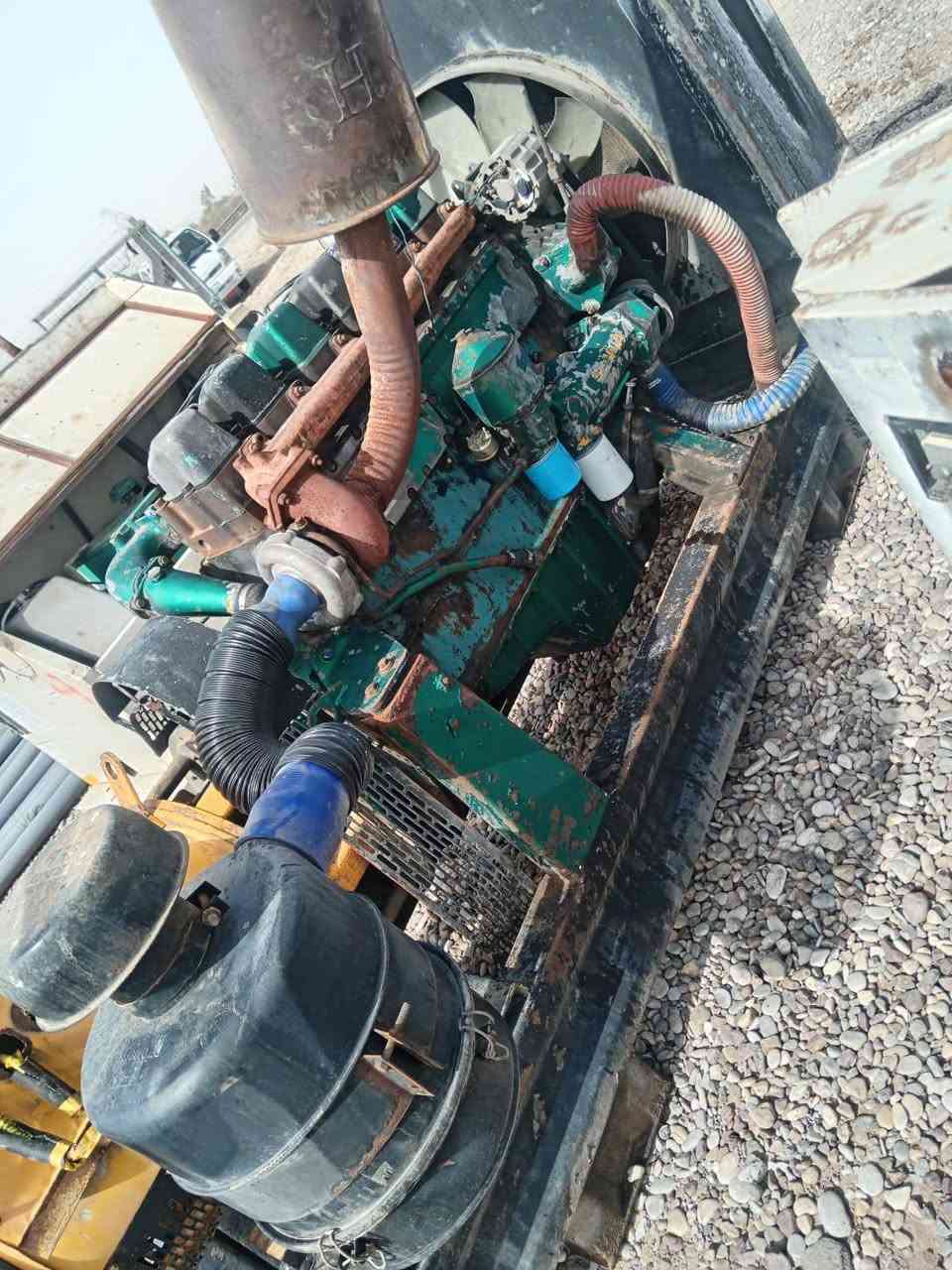 مولد سكانيا 150 كيفي شغال جاهز لا صرف ولا بخار سعر 30 ورقه وبي مجال ديالى ***********
