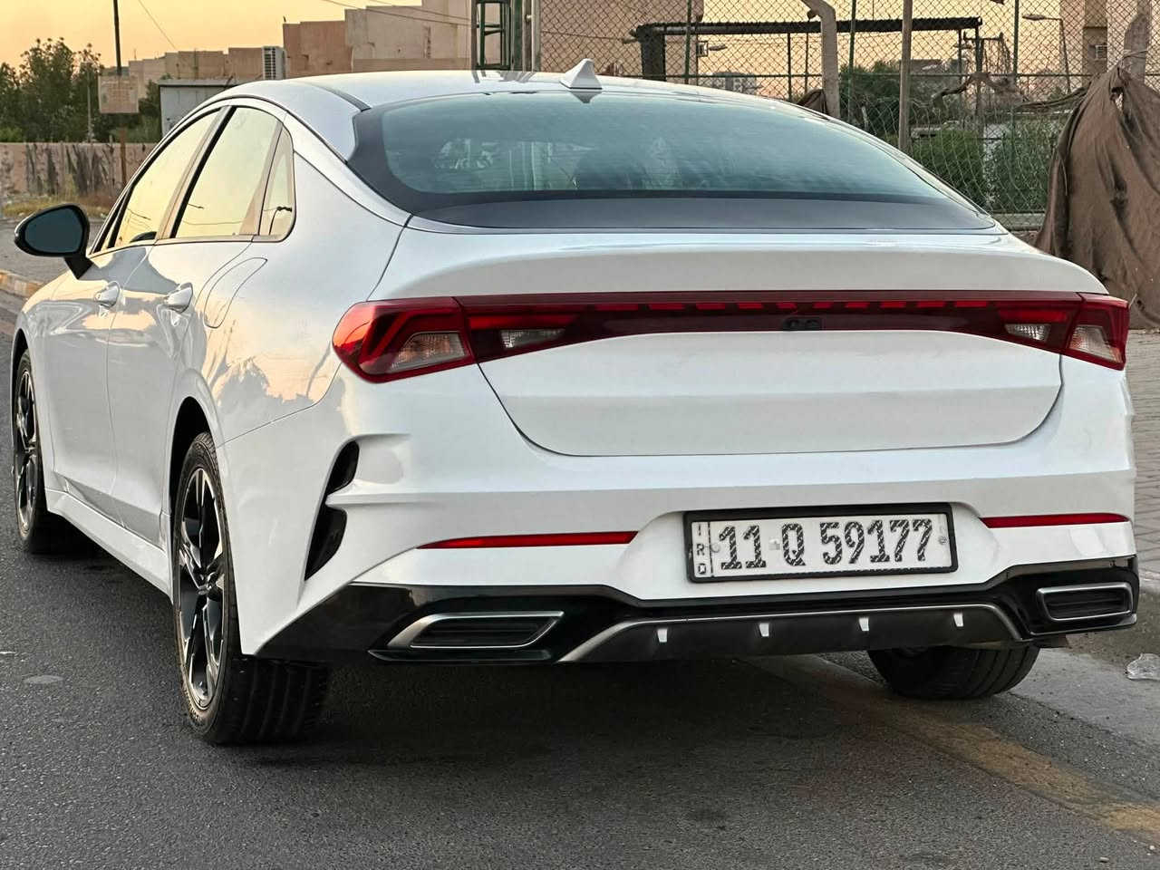 مرحبا حبايبي هاي كيه كي فايف وارد امريكي  جتي لاين مكينه ١٦٠٠تيربو مابيهة حادث مجرد حرك ٣ قطع يعني بجم كبس وكلهة ابلاديه مجرد صبغ محترك ولحرك خارجي ماكو داخلي السياره جديده جدا ومامتعوبه عل ايدنه من امريكه مناقصهة برغي 
الموديل ٢٣ المشي ٣٠ السعر ١٣٥ وهاذ رقمي ***********
