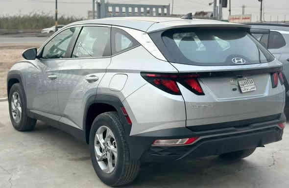 توكسان موديل 2024 سياره جديده ماشيه ٨ آلاف فقط 
حادث بسيط 
سياره جاملغ صبغ فقط 
وبيها مكانت بارد بسيطه 
السعر 175 وبيها مجال بسيط 
العنوان بغداد حي الجهاد 
***********
***********
