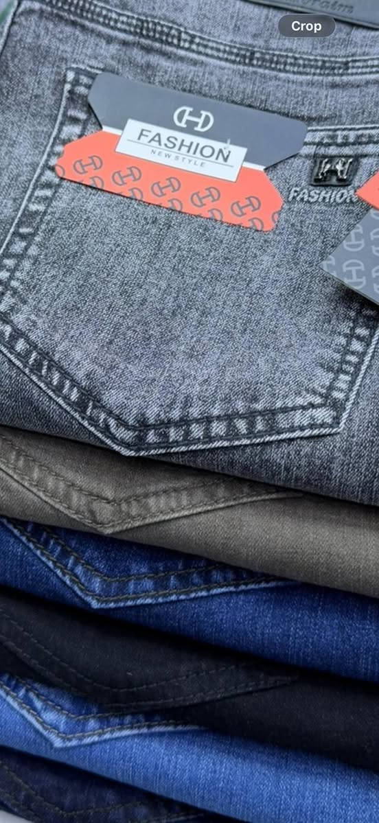 التأثر بالموضة العصرية والتصميمات الجديدة نجذب شريحة كبيرة من المعاميل ..
وفرنا لكم بنطلون كابوي هاف ماركة دينم درجة اولى بمختلف الالوان والقياسات ...
ازياء السيد ، ديوانية ، سوق التجار ، شارع الجامع ..
سيد رعد ***********
