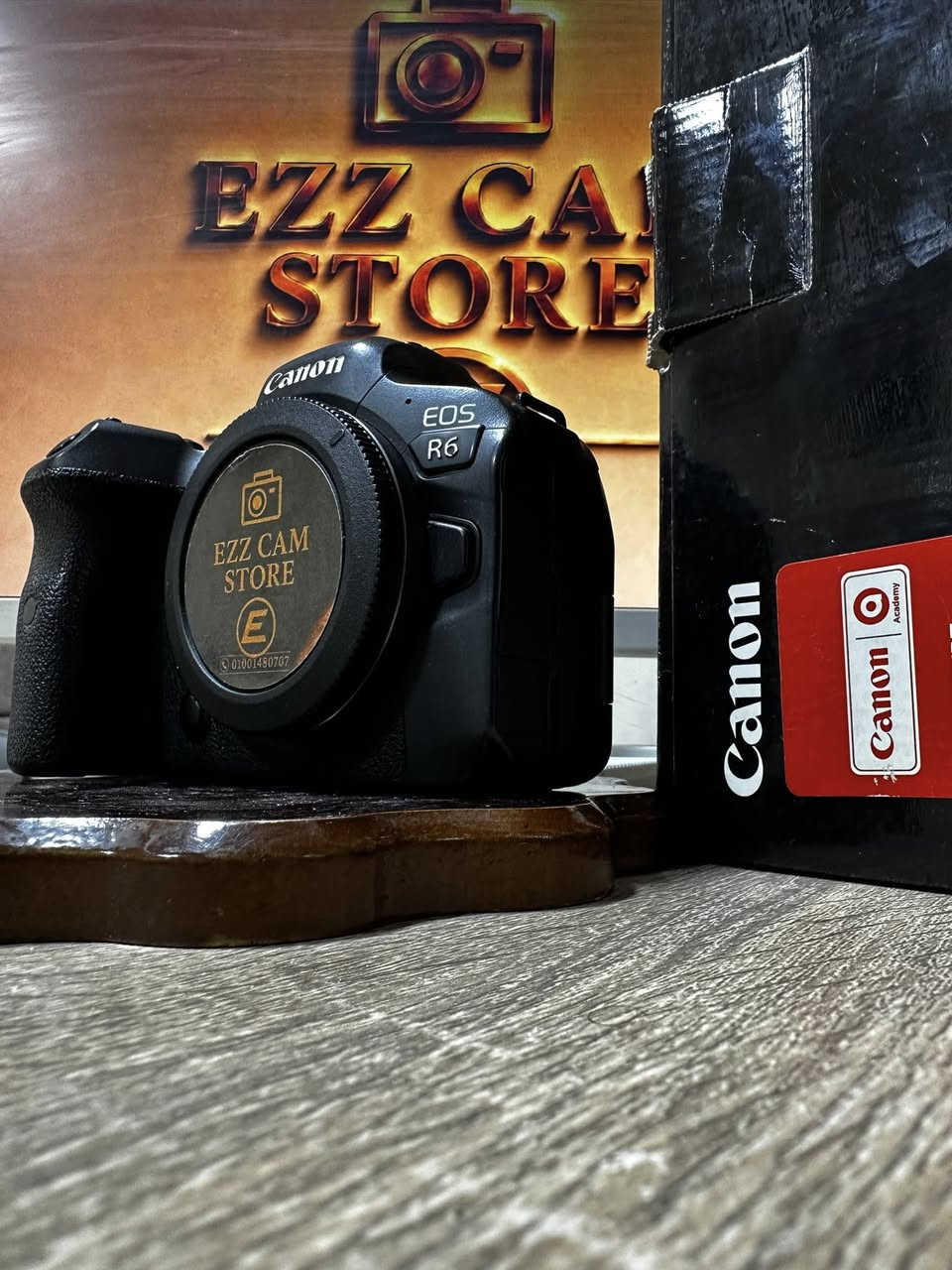 🔥 الأداء اللي معتمد عليه المحترفين 🔥

Canon R6 Mark I 📸  
كاميرا احترافية بأداء قوي وثبات ممتاز يخليك جاهز لأي شغل 🔥

🎥 تصوير 4K بجودة ممتازة  
⚡ Auto Focus سريع ودقيق  
📸 ألوان كانون الأسطورية  
🛡️ ثبات رهيب للفيديو والصور

الحالة : نضيفة جدًا / كسر زيرو ✅  
جاهزة للشغل والمعاينة متاحة 👌

💰 أفضل سعر عند  
EZZ CAM STORE ✨

احجز دلوقتي قبل ما تخلص


**إذا كنت صاحب هذا الإعلان وتريد حذفه لأي سبب، رجاءا أرسل رسالة إلى الدعم الفني**