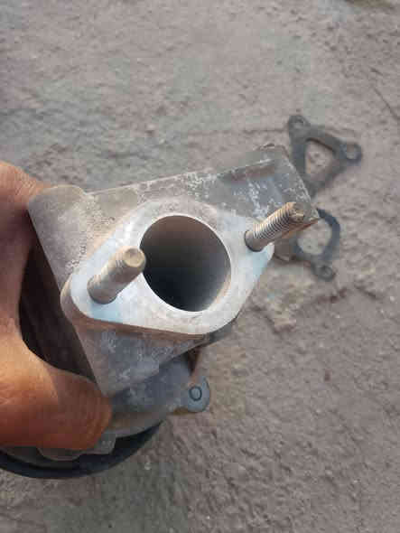 السلام عليكم
واتر بم حاويه مامشتود ابد جبته

ويه المكينه وماشديته شرط الشغل 

مال مكينه 2000

مكانه ذي قار النصر 

قم بليرضي الله واخذه

***********
