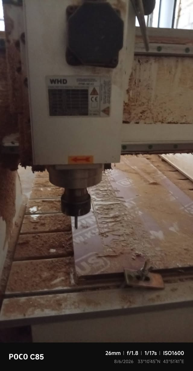 جهاز cnc للبيع مستخدم قليل نضامه كلش حلو طلب خاص من الصين
***********
