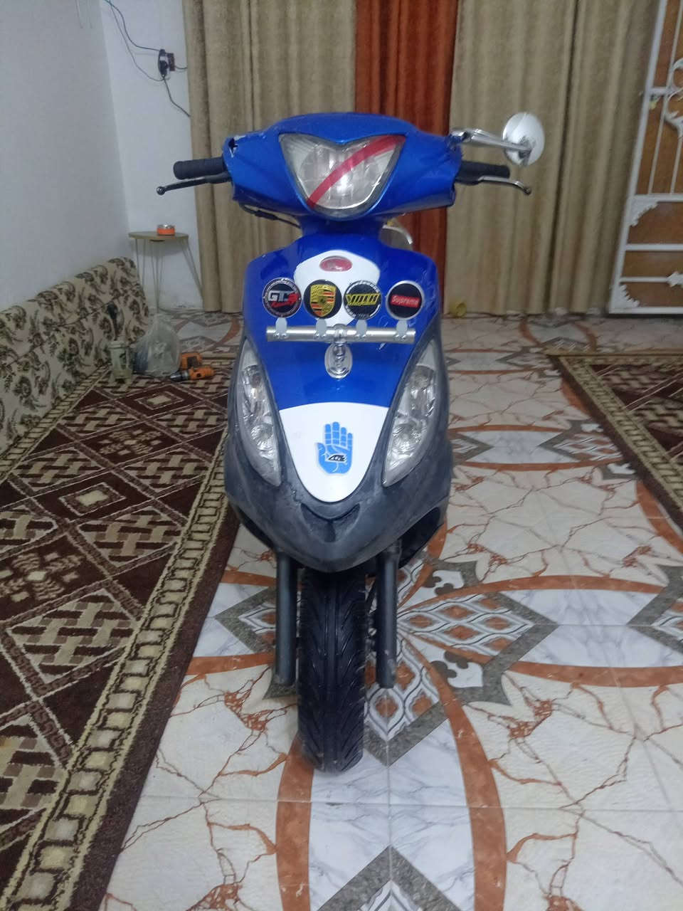 سلام عليكم كامكو 13البيع كفاله عامه قبل عشرين يوم طالعه من الرمبه السعر 800وبيه مجال مكاني الرفاعي ***********
